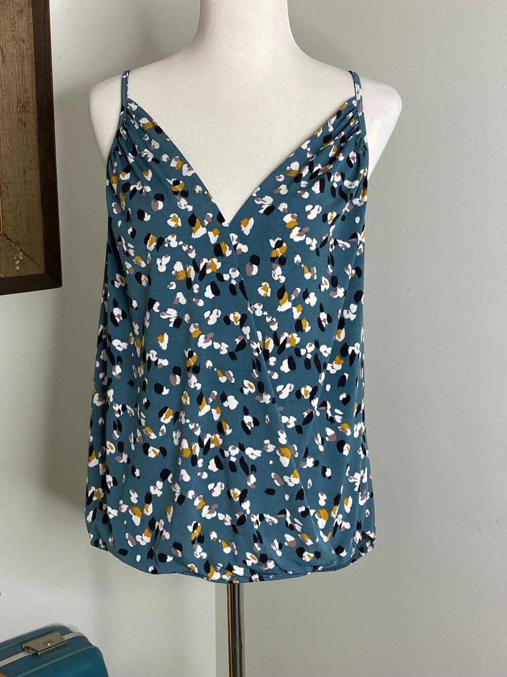 NWT West.K Printed Cami Tank Top L Teal Blue Abstract Floral Draped